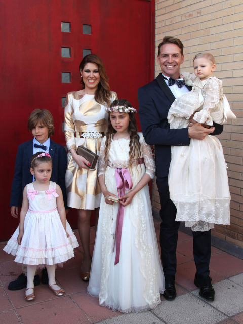 Así se visten las famosas para ir de comunión - Arancha de Benito